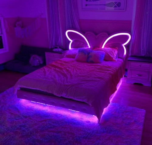 Full size bed frame pink - frame,